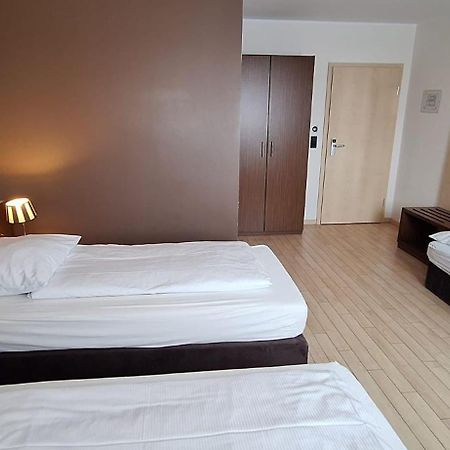 Haus Fabry Hotel Hilden Bagian luar foto